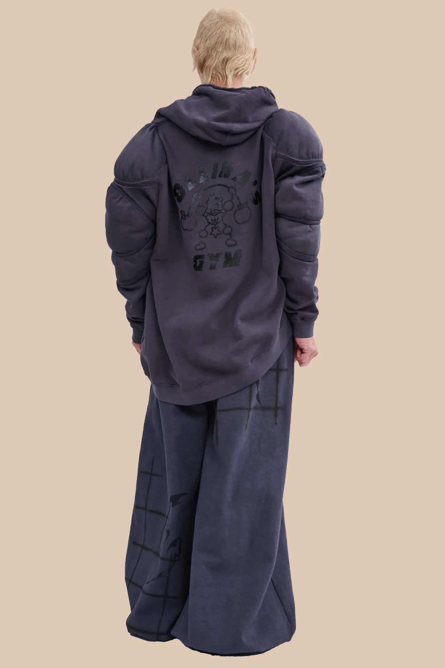 charcoal_cs_gym_muscle_wave_hoodie_1.webp Sweaters & Sweats | Collina Strada CHARCOAL CS GYM MUSCLE WAVE HOODIE