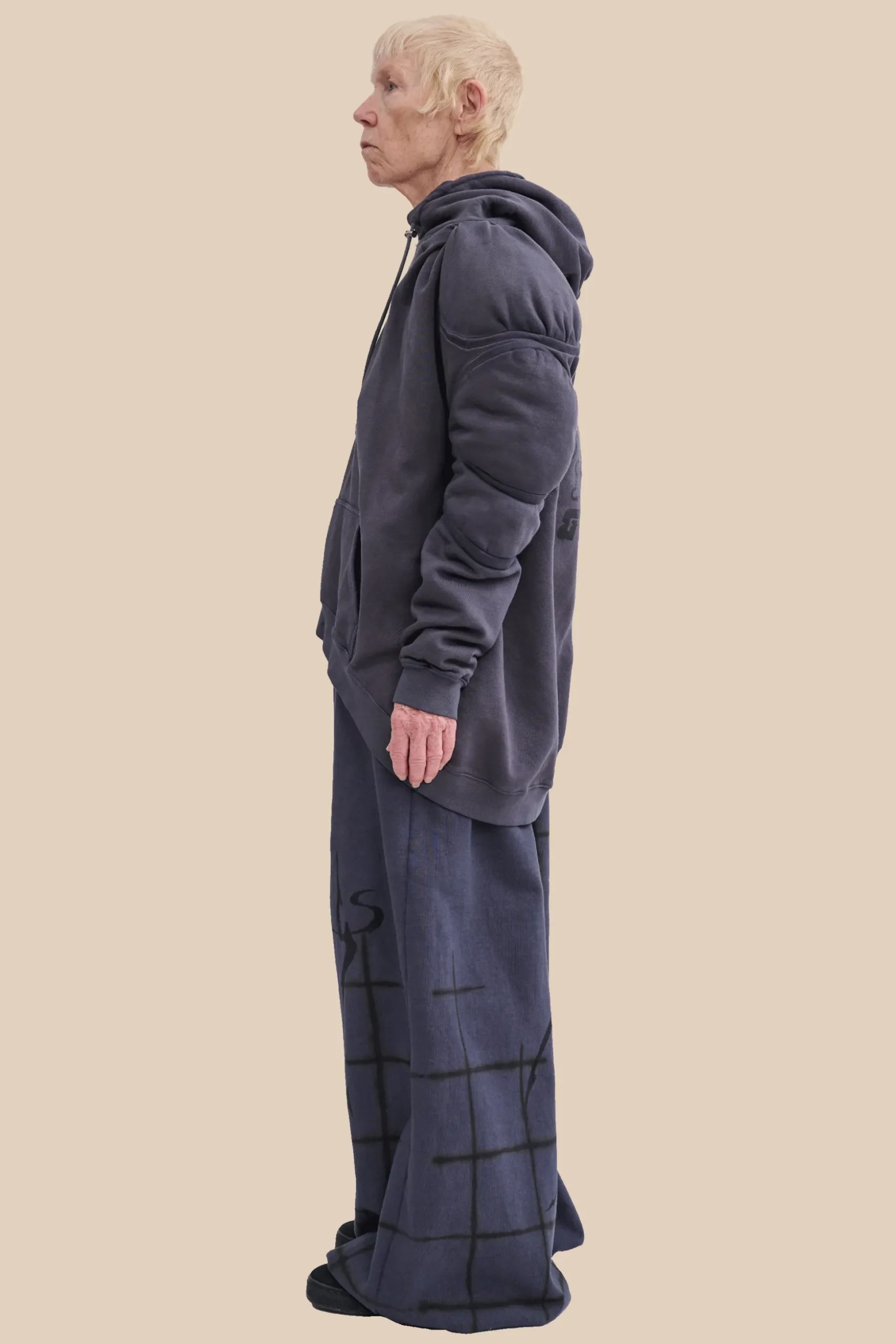 charcoal_cs_gym_muscle_wave_hoodie_5.webp Sweaters & Sweats | Collina Strada CHARCOAL CS GYM MUSCLE WAVE HOODIE